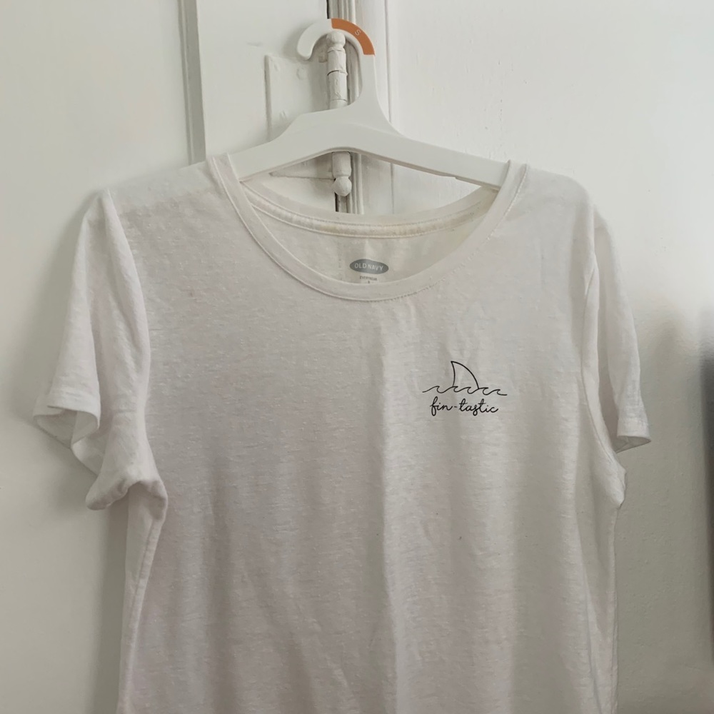 White oversized t-shirt